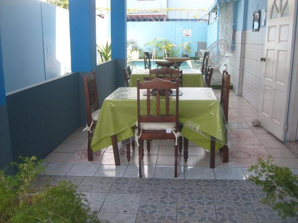 Caribbean Tourist Villa Port of Spain Bagian luar foto