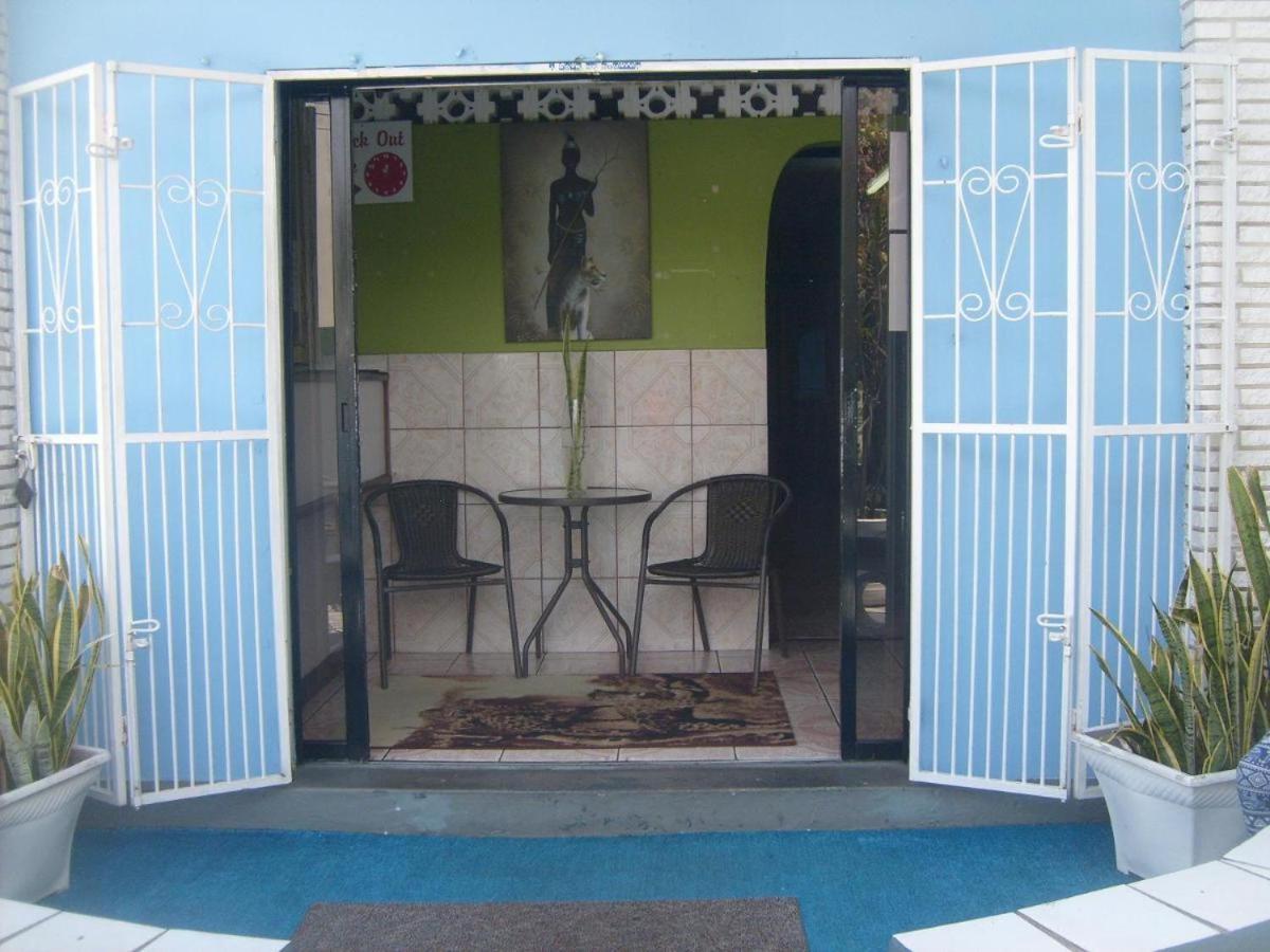 Caribbean Tourist Villa Port of Spain Bagian luar foto